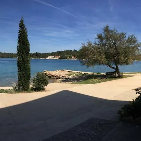 Apartmán Ina By The Sea